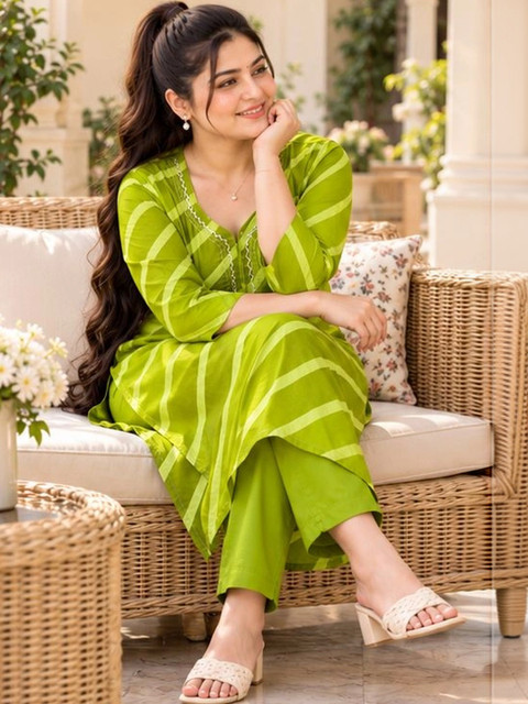 Moda Rapido Women Printed Thread Work Kurta - Image 5