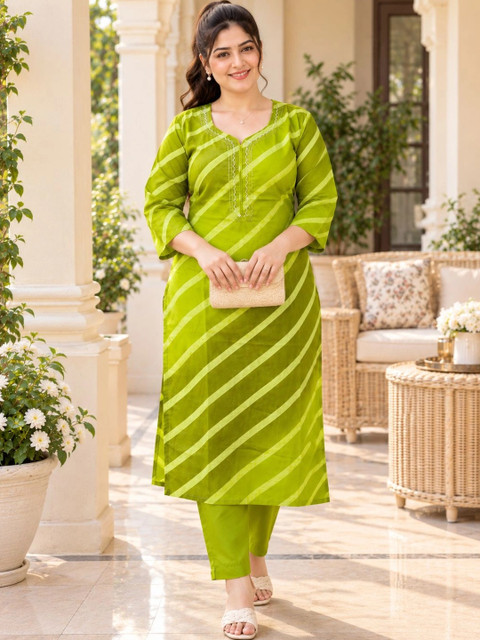 Moda Rapido Women Printed Thread Work Kurta - Image 6