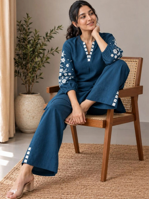 TWINS LADY Floral Embroidered Tunic with Trousers - Image 4