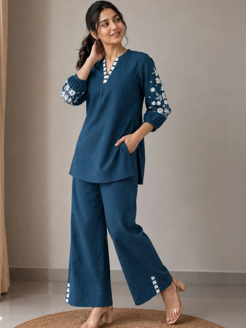 TWINS LADY Floral Embroidered Tunic with Trousers - Image 3