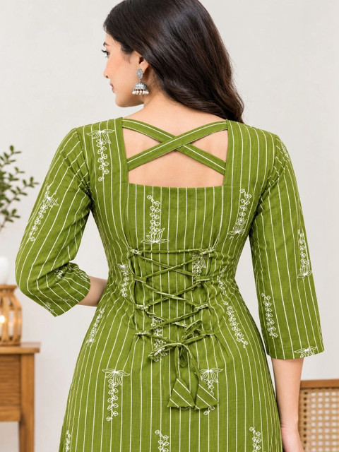 Sangria Women Striped Kurta - Image 4