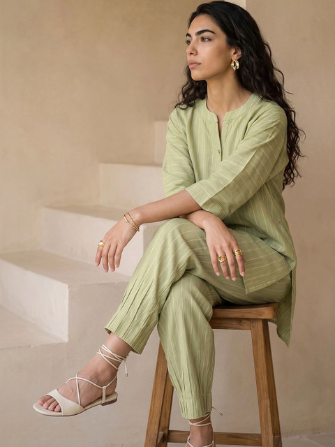 Libas Pastels Woven Design Tunic with Trousers - Image 5