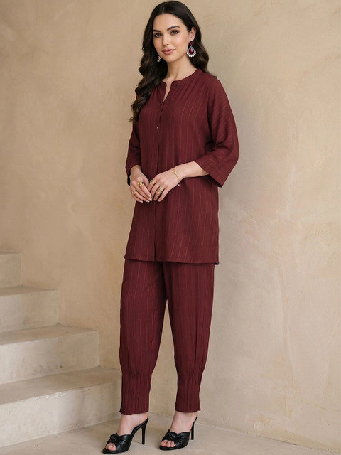 Libas Woven Design Tunic with Trousers - Image 2