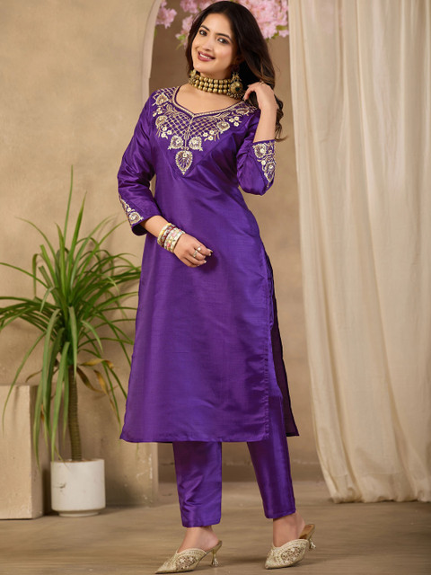 SZN Floral Embroidered Tunic with Trousers - Image 7