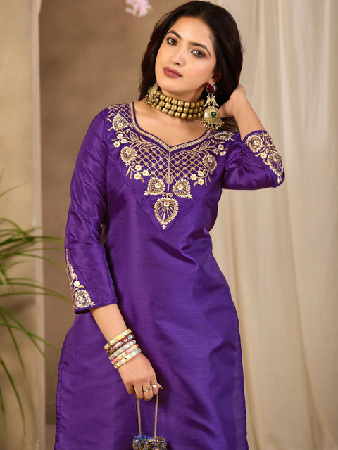 SZN Floral Embroidered Tunic with Trousers - Image 5