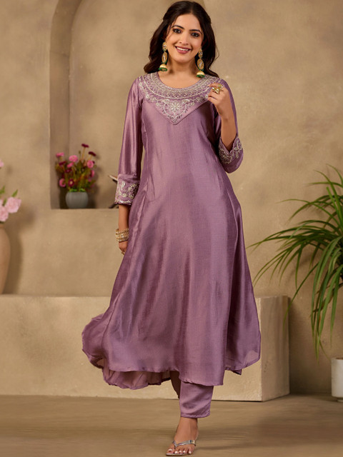 SZN Floral Embroidered Tunic with Trousers