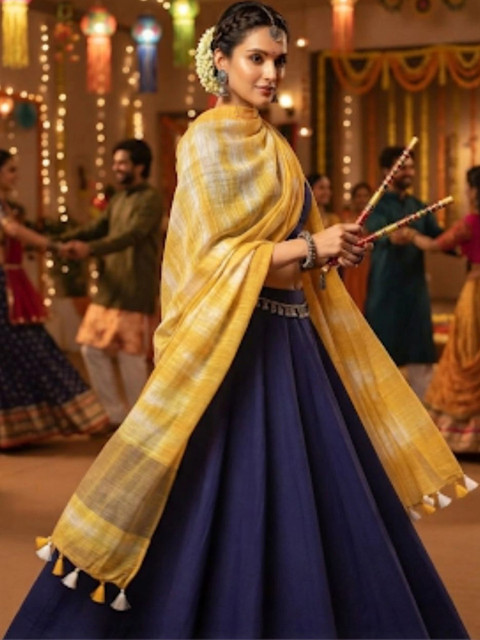 Dupatta Bazaar Dyed Ikat Dupatta