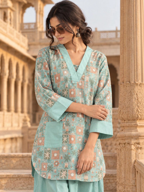 VARNI ENTERPRISE Women Floral Printed Regular Pure Cotton Kurti with Patiala - Image 6