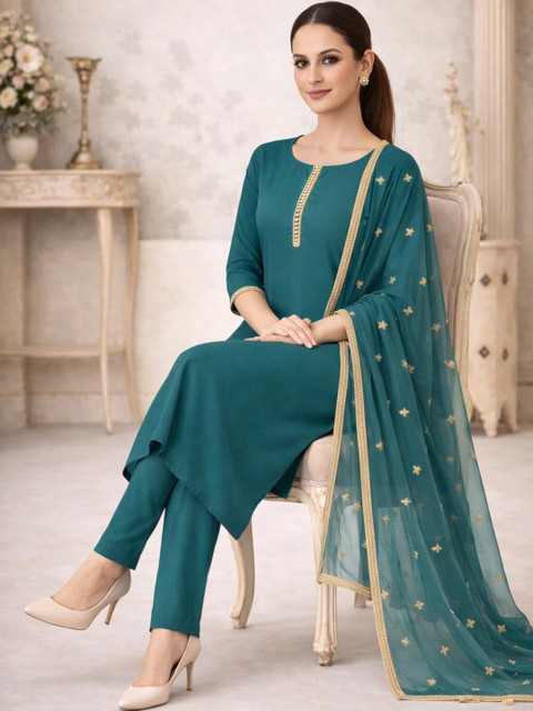 KROLIANT Women Regular Thread Work Kurta with Trousers & With Dupatta - Image 6