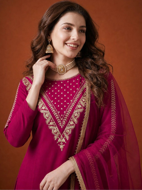 SAINOOR Women Ethnic Motifs Embroidered Regular Thread Work Kurta with Trousers & With Dupatta - Image 4