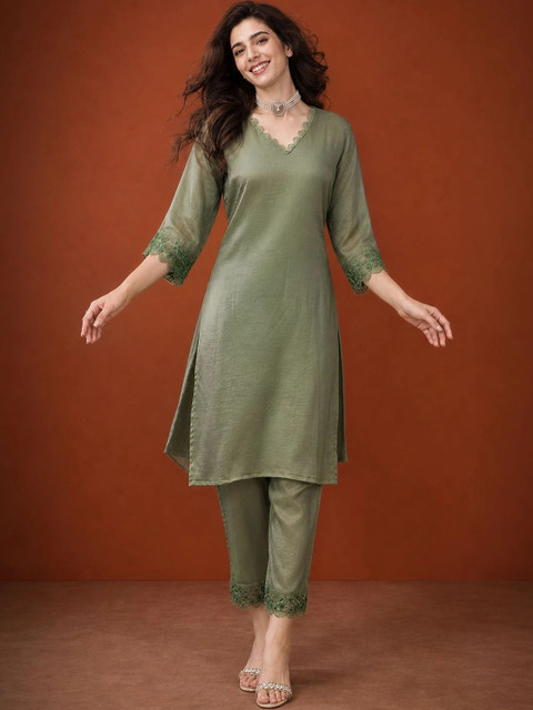 SAINOOR Women Regular Thread Work Kurta Set - Image 6