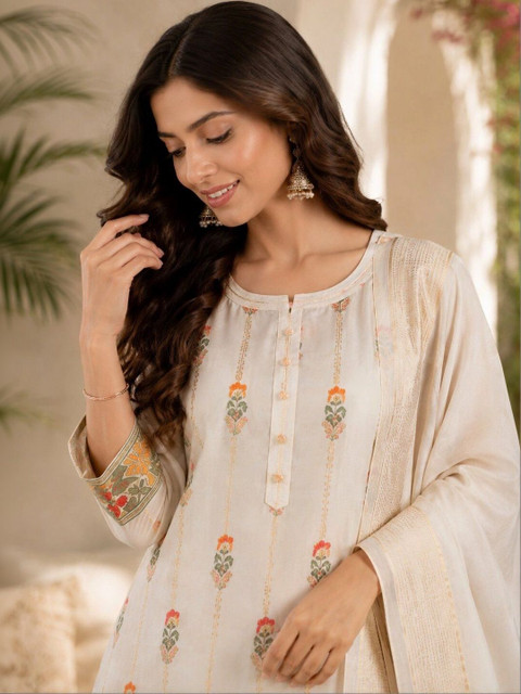 SERONA FABRICS Women Ethnic Motifs Embroidered Regular Thread Work Kurta with Trousers & With Dupatta - Image 2