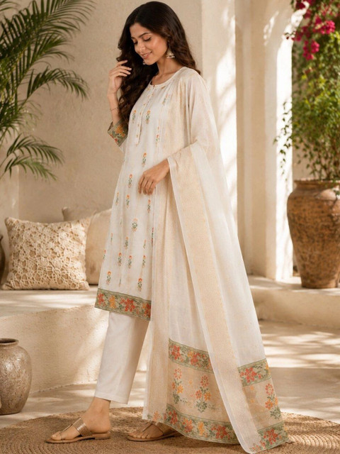 SERONA FABRICS Women Ethnic Motifs Embroidered Regular Thread Work Kurta with Trousers & With Dupatta - Image 3