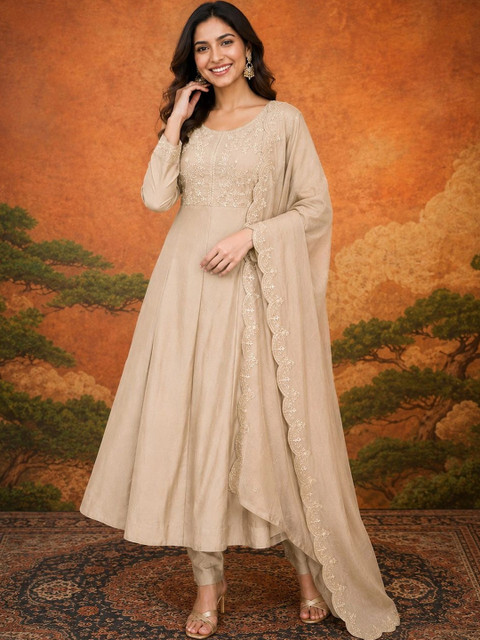 SAINOOR Women Ethnic Motifs Embroidered Empire Thread Work Kurta with Churidar & With Dupatta