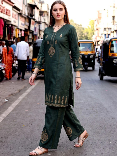 Laasika Floral Printed Tunic with Trousers - Image 3