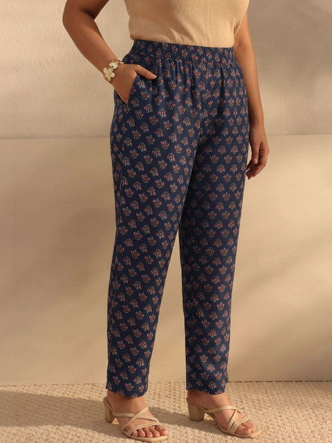 EXTRA LOVE BY LIBAS Women Ethnic Motifs Printed Regular Thread Work Kurta with Trousers & With Dupatta - Image 5