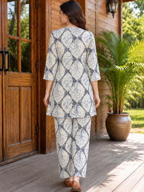 2M2 CLOTHS Printed Top with Trousers - Image 4