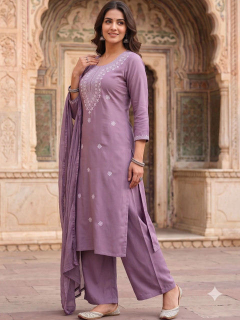 Bunkari Women Ethnic Motifs Embroidered Regular Thread Work Pure Cotton Kurta with Palazzos & With Dupatta - Image 6