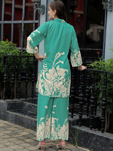 Laasika Floral Printed Tunic with Palazzos - Image 2