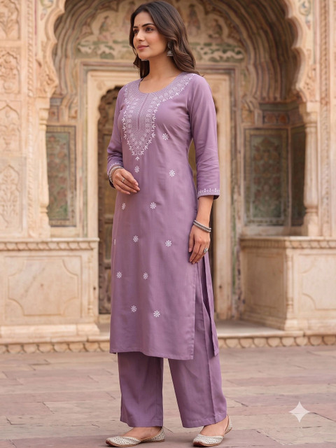 Bunkari Women Ethnic Motifs Embroidered Regular Thread Work Pure Cotton Kurta with Palazzos & With Dupatta - Image 5