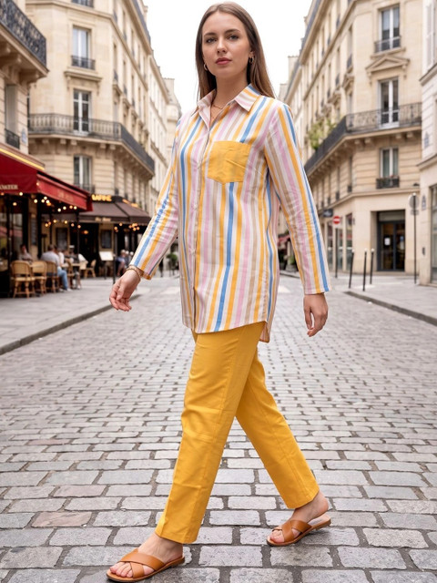 Laasika Floral Printed Shirt with Trousers - Image 3