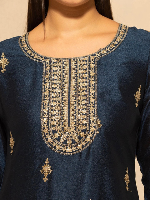 Sabhyata Women Ethnic Motifs Embroidered Regular Thread Work Kurta with Trousers - Image 5
