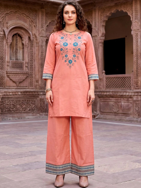 Peach-Coloured Embroidered Tunic with Printed Trousers - Image 3