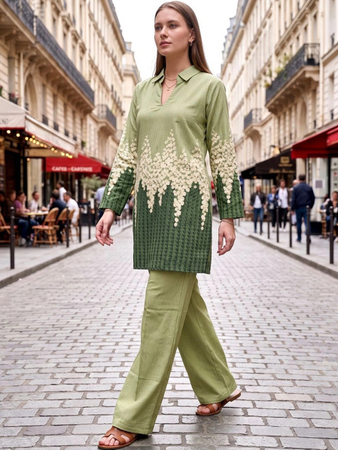 Laasika Floral Printed Tunic with Palazzos - Image 3