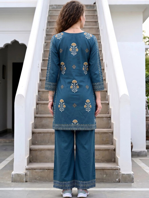 Laasika Women Floral Printed Co-Ords - Image 3