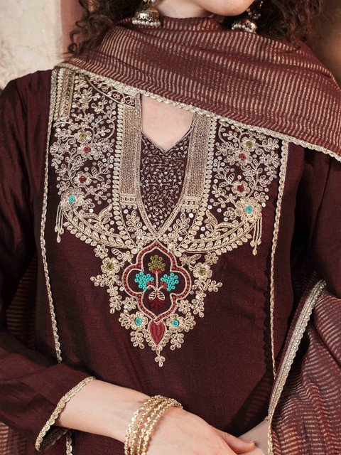 all about you Women Ethnic Motifs Embroidered Regular Kurta with Trousers & With Dupatta - Image 6