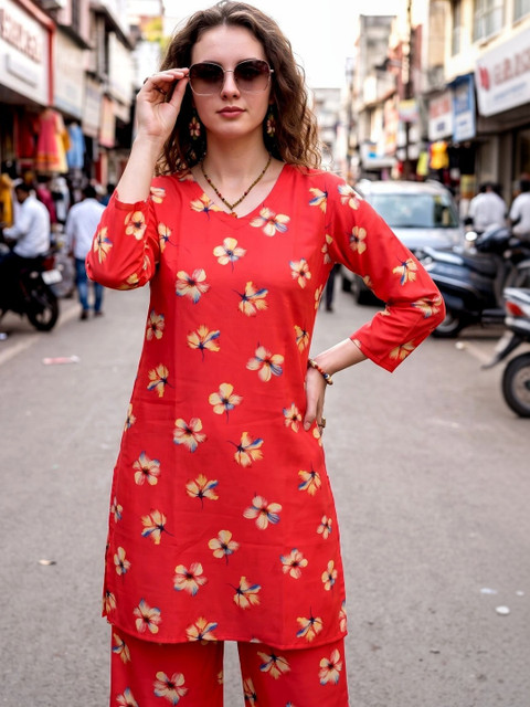Laasika Floral Printed Tunic with Palazzos - Image 4