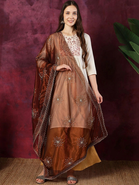 Dulha Dulhan Ethnic Motifs Embroidered Dupatta with Thread Work