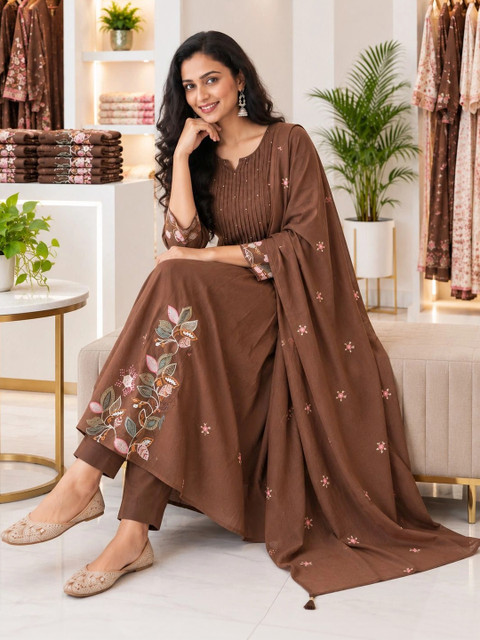 SRF KURTI HUB Women Floral Embroidered Regular Thread Work Kurta with Trousers & With Dupatta - Image 3