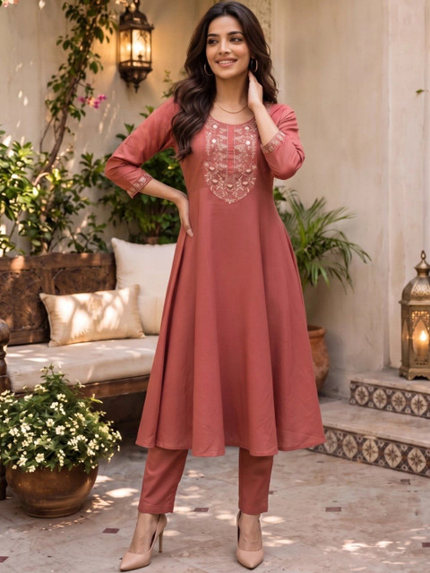 Rangita Romantic Florals Embroidered Tunic with Trousers