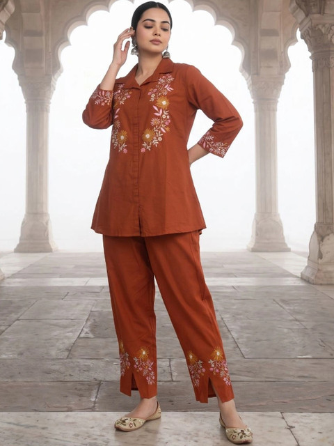 JANAKDULARI CREATION Cotton Embroidered Top with Palazzos