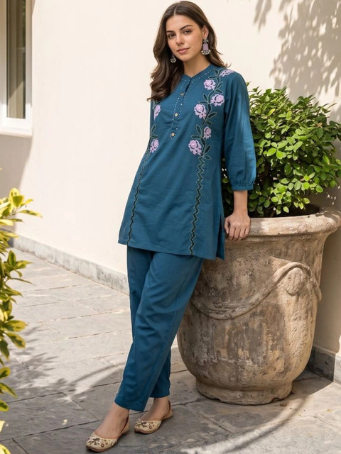 Sangria Cotton Embroidered Top with Palazzos - Image 7
