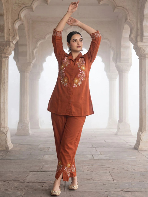 Sangria Cotton Embroidered Top with Palazzos - Image 3