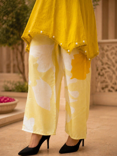 Ethnica By Harhsu Cotton Printed Tunic with Trousers - Image 3