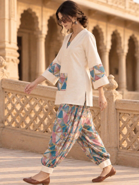VARNI ENTERPRISE Women Printed Regular Pure Cotton Kurta with Patiala - Image 7