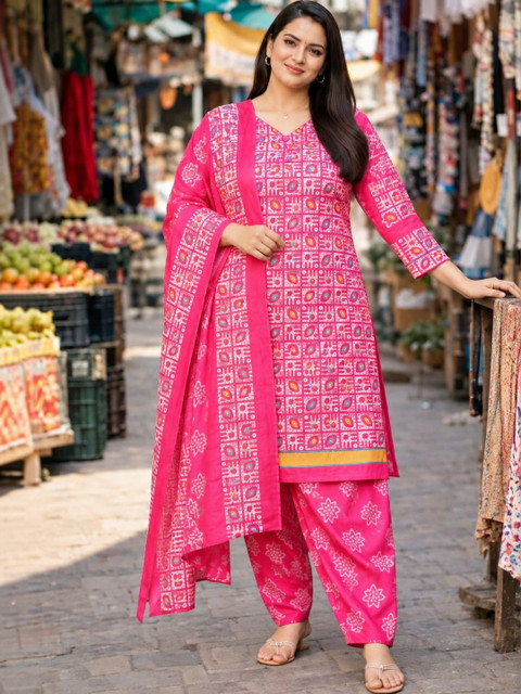 Aaradhya Fashion Women Printed Regular Kurta with Patiala & With Dupatta - Image 3