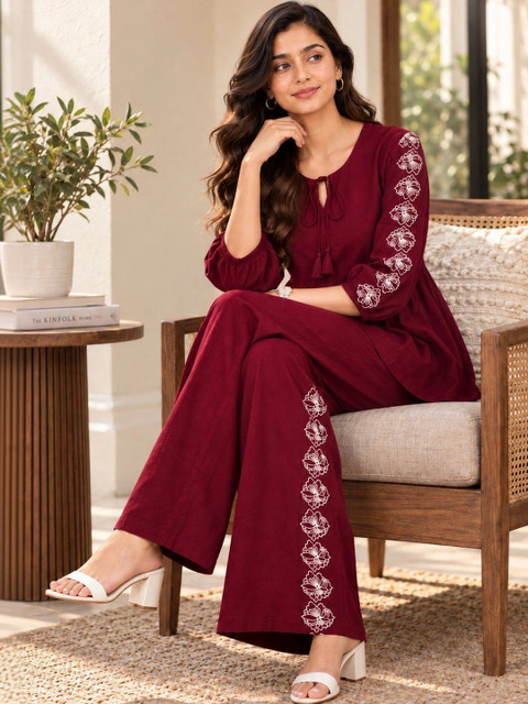 Darshan Style Hub Embroidered Top with Trousers - Image 4
