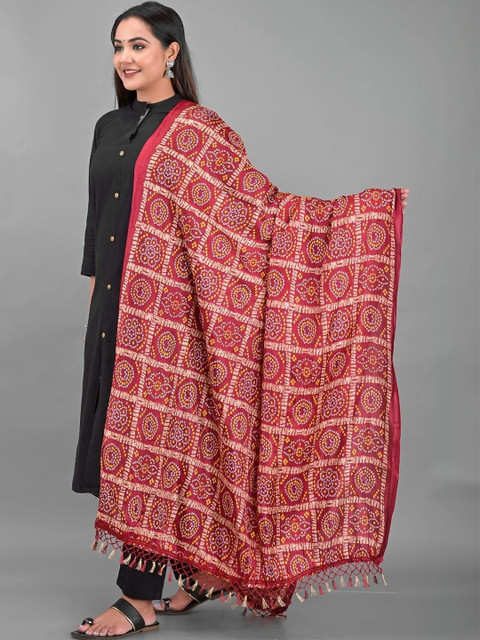 Apratim Printed Bandhani Dupatta - Image 3
