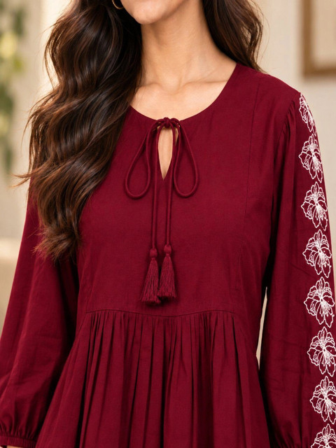 Darshan Style Hub Embroidered Top with Trousers - Image 2