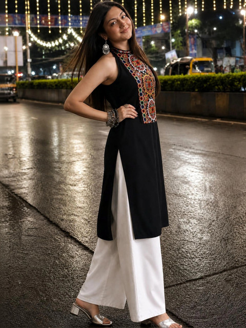 Youthnic Women Ethnic Motifs Embroidered Halter Neck Thread Work Kurta - Image 2