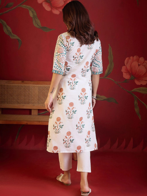 Sangria Women Three-Quarter Sleeves Floral Printed Floral Kurta - Image 4