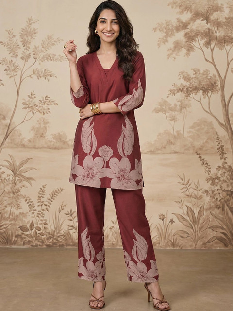 Libas Women Floral Printed Regular Kurta with Trousers