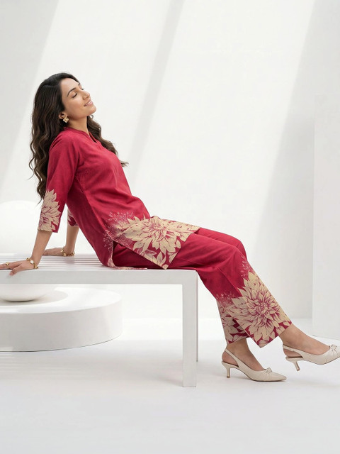 Libas Women Floral Printed Regular Kurta with Trousers - Image 6