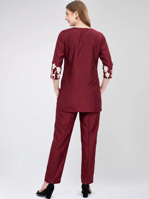 P Three Pluse Embroidered Top with Trousers - Image 3
