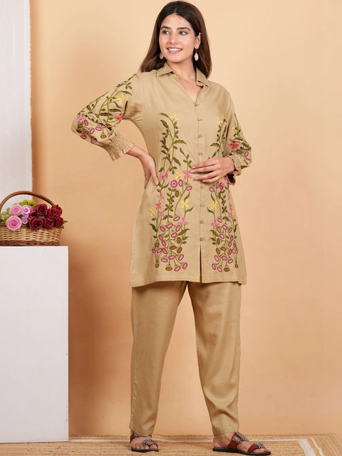 KALPARUN Embroidered Tunic with Trousers - Image 2
