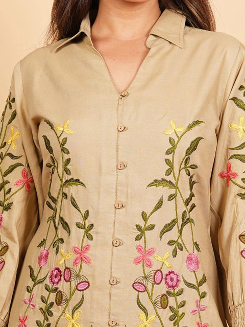 KALPARUN Embroidered Tunic with Trousers - Image 5